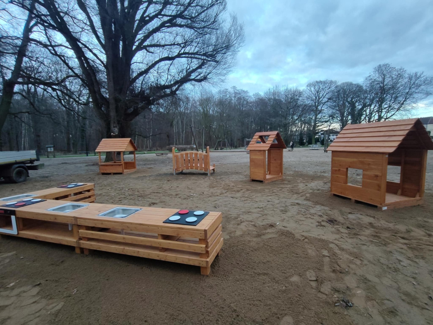 Zdjęcie do projektu Odnowienie placu zabaw Park Zdrojowy Mieszka I